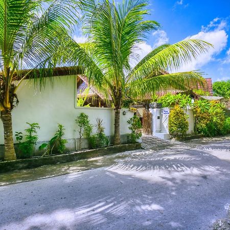 Asoka Bungalows Ped Luaran gambar