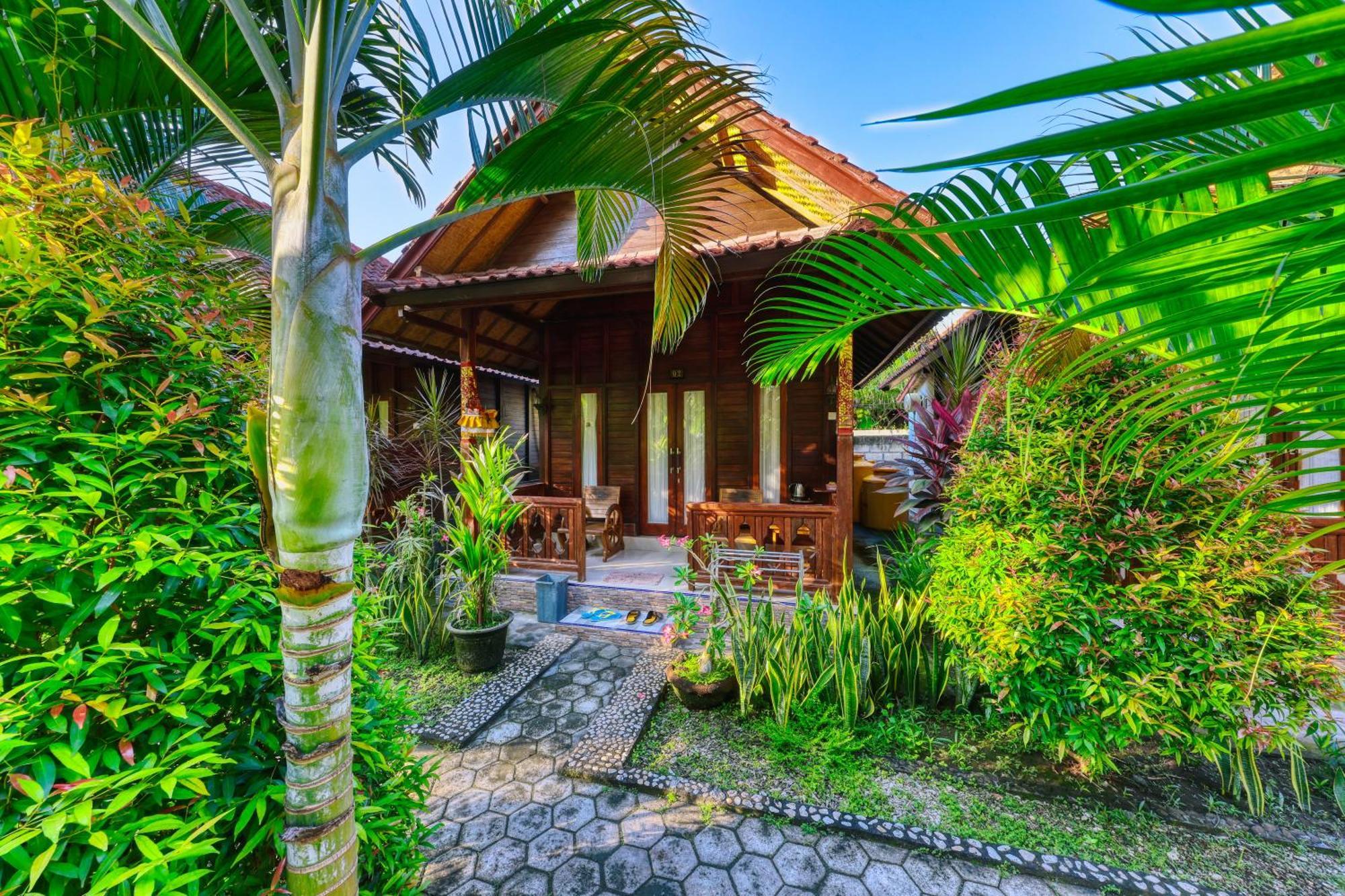 Asoka Bungalows Ped Luaran gambar